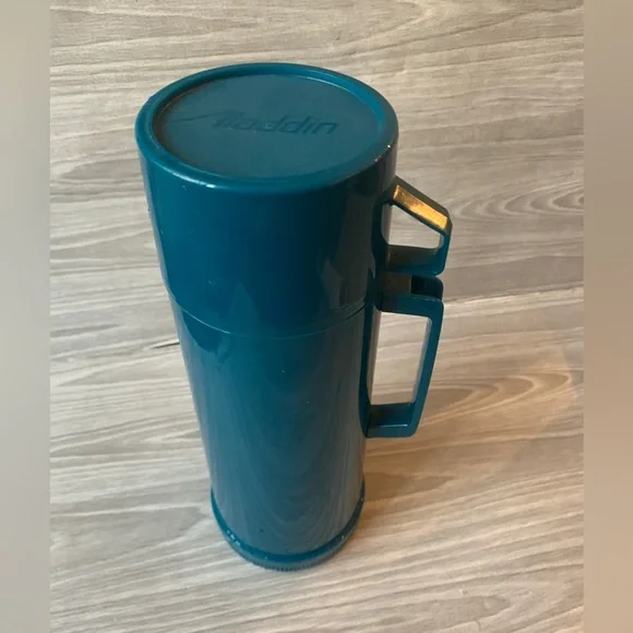 aladdin | Kitchen | Vintage Blue Plastic Aladdin Hot Cold Bev Thermos Euc |  Poshmark